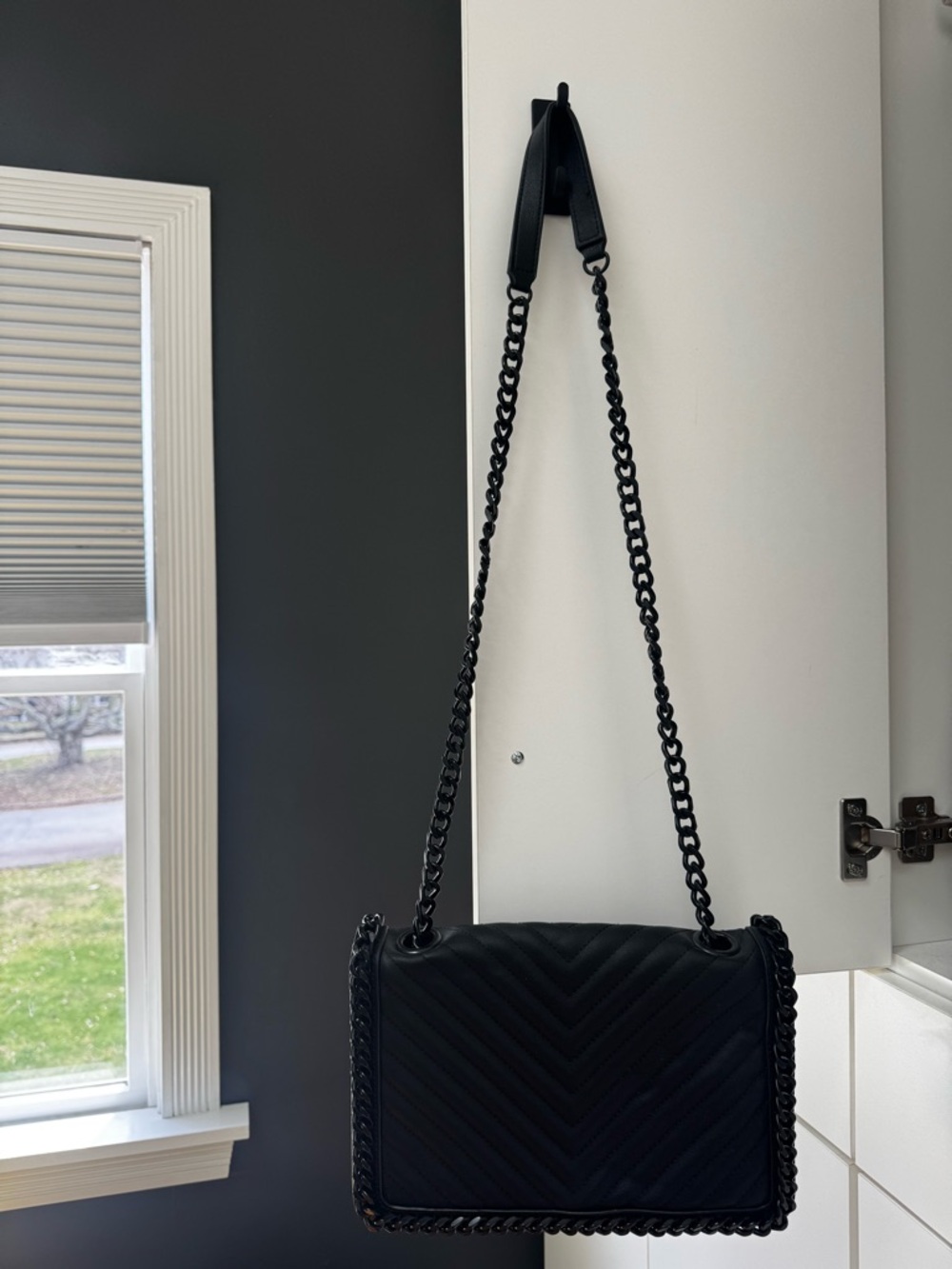 Aldo Black Quilted Chevron Shoulder Bag with Chain Strap